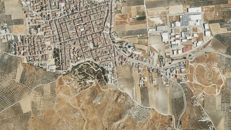 Vista aérea de Benamejí, Córdoba, utilizada como imagen de referencia para la subasta