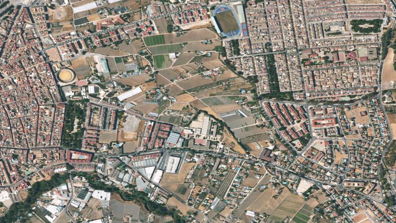 Vista aérea de Cabra, Córdoba, utilizada como imagen de referencia para la subasta