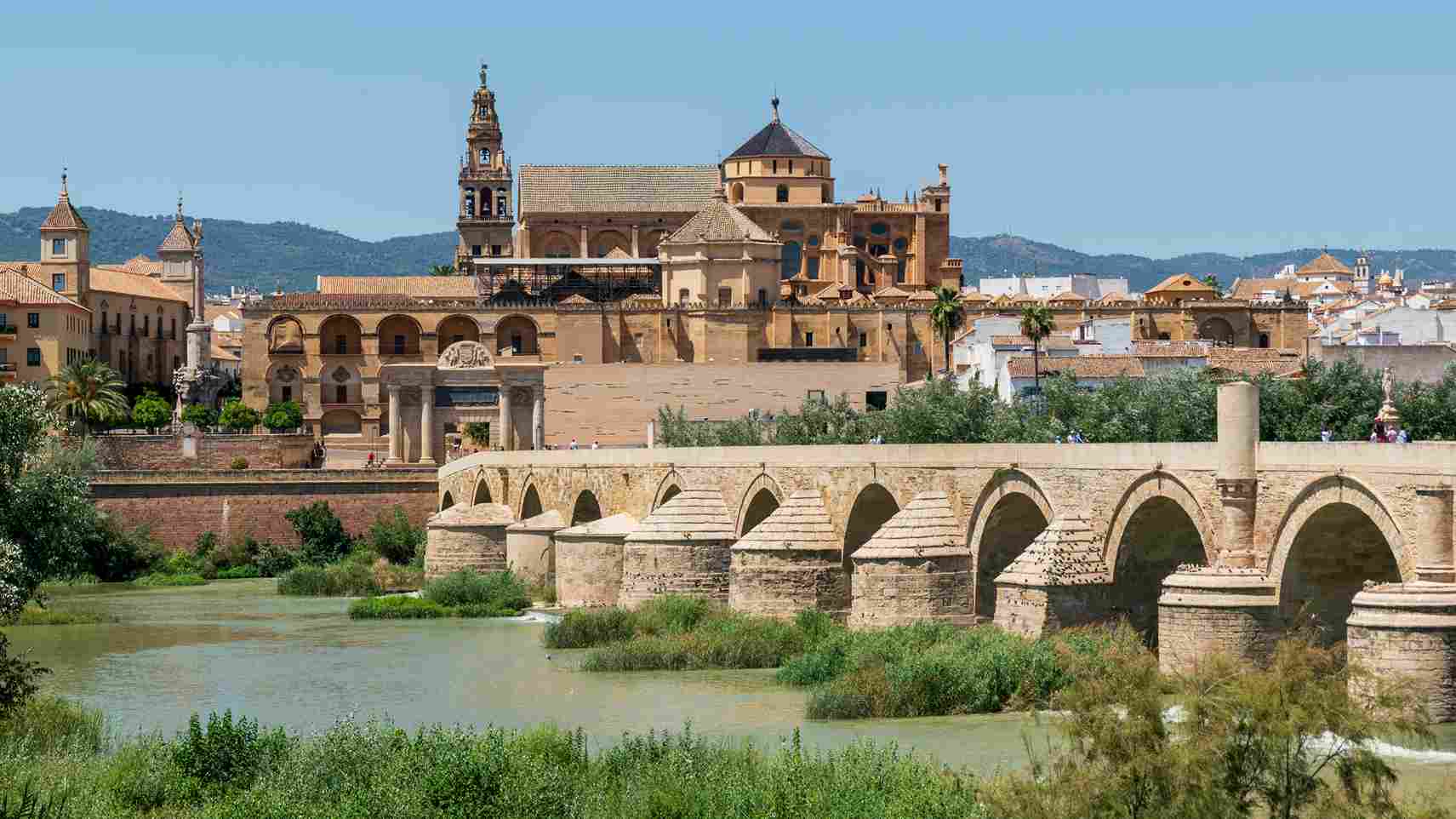 Centro histórico de Córdoba capital — Ronda de los Tejares y casco urbano