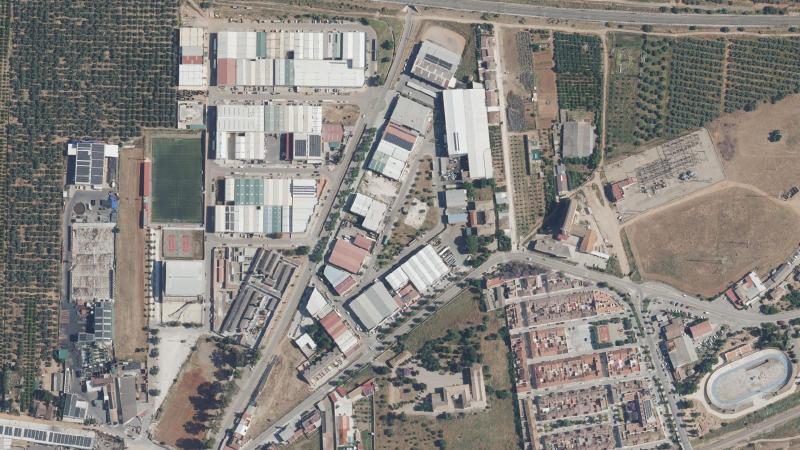 Subasta de nave industrial en Posadas, Córdoba — Los Menestrales